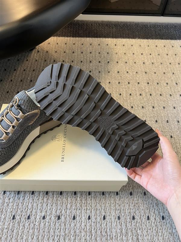 20251128161341779 290